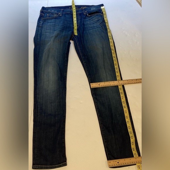 7 for all mankind skinny boyfriend jeans, size 28. - Picture 4 of 8